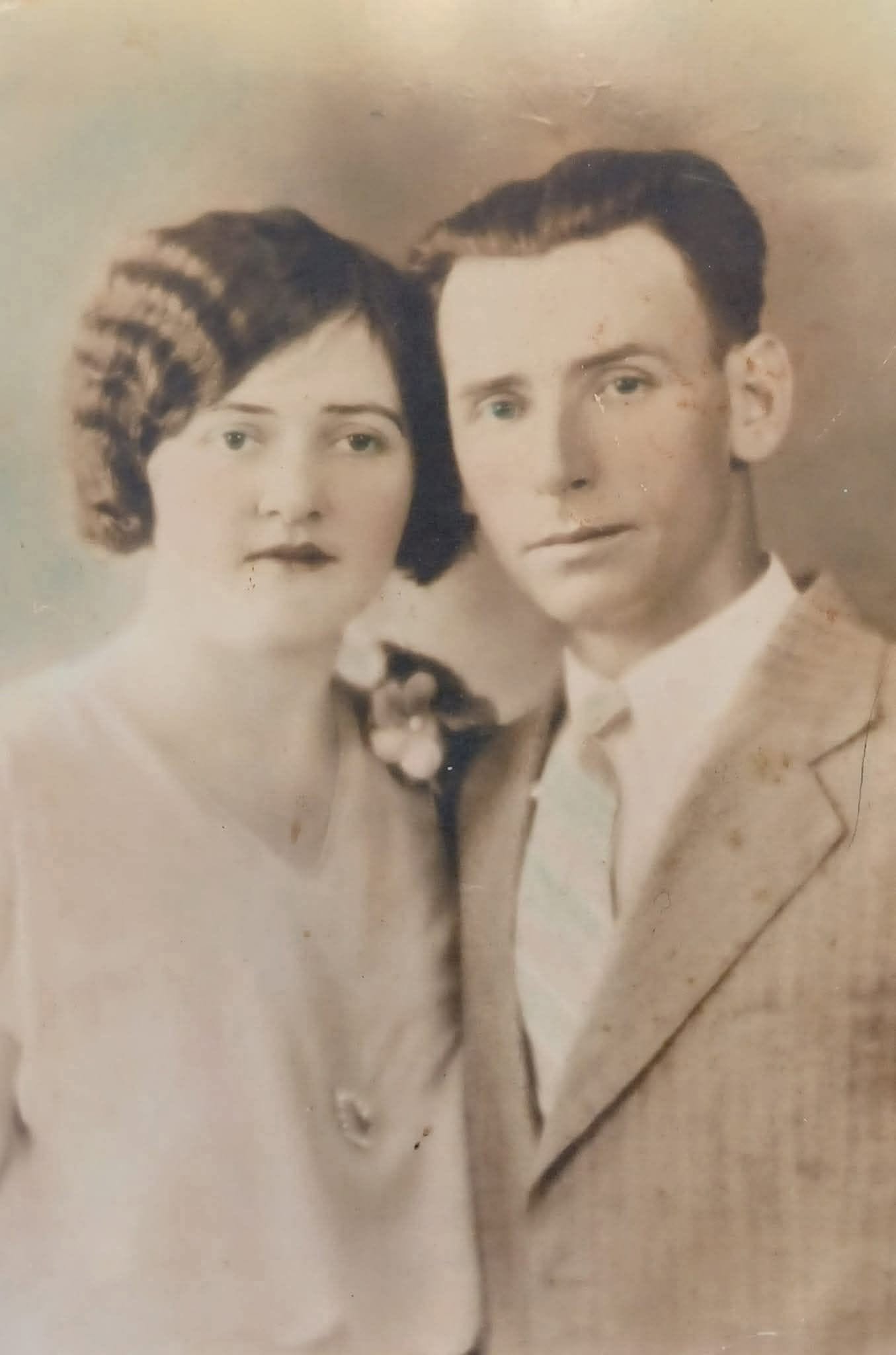 Hand-tinted portrait of Zelma Clyde Tidwell and Nell A. Johnson Tidwell, likely late 1920s